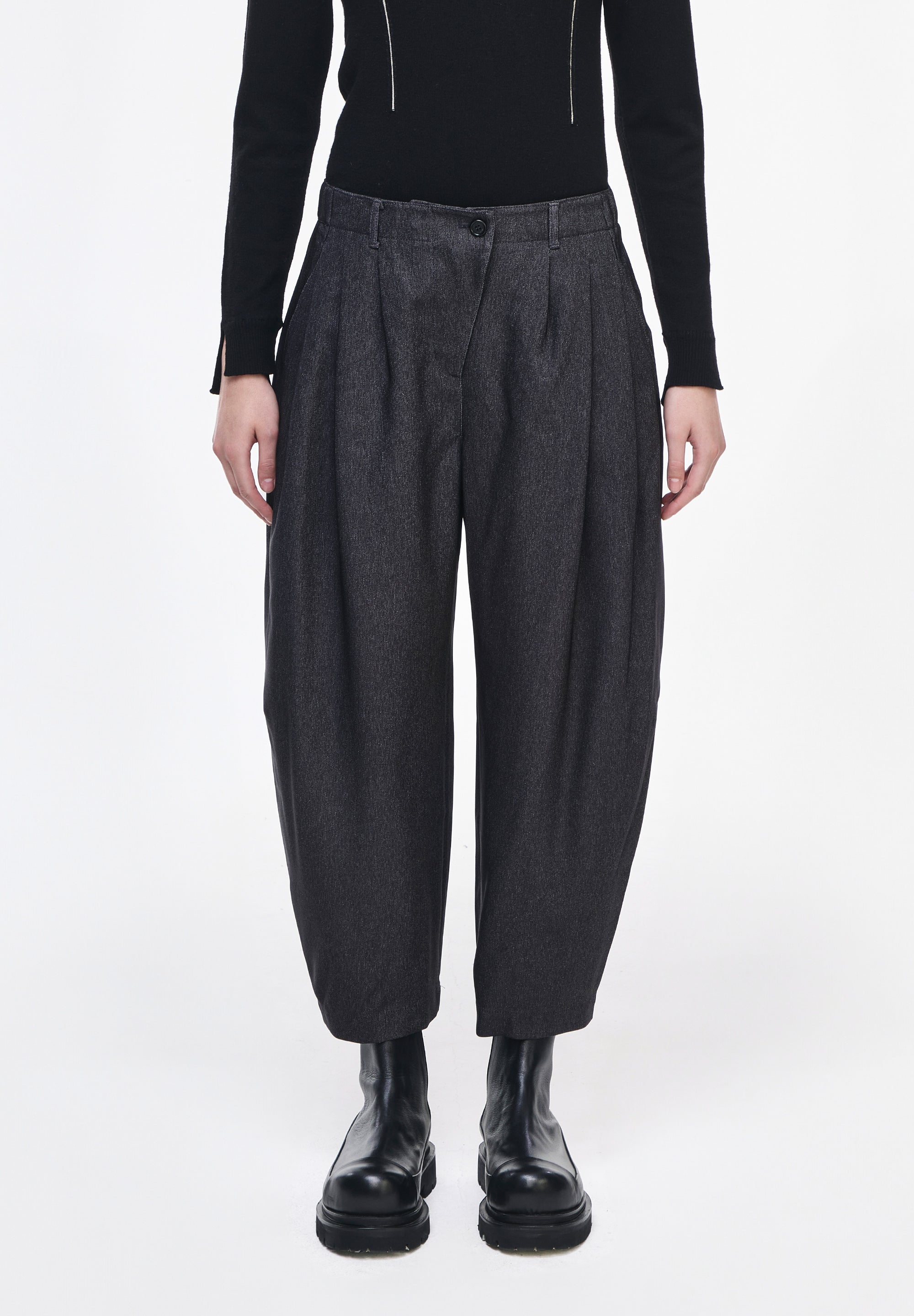 CONTOUR BALLOON PANTS