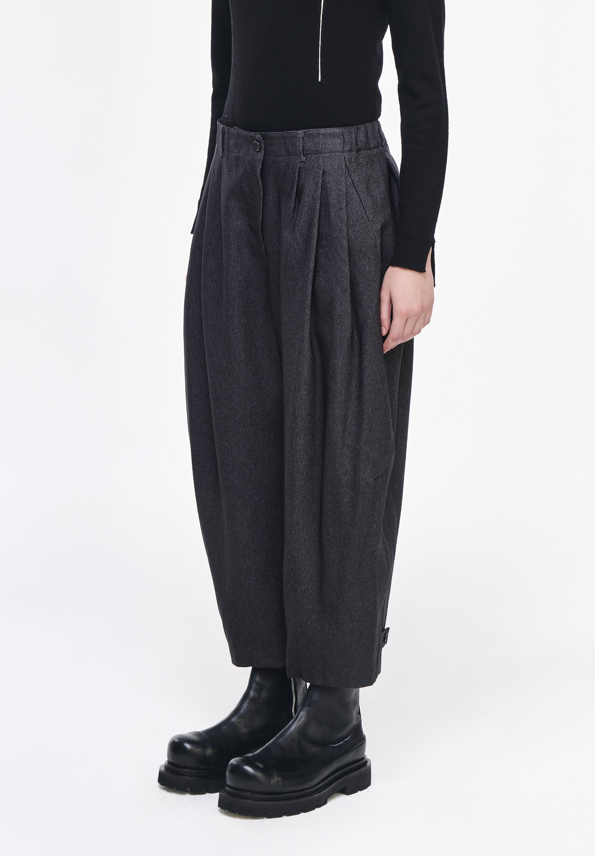 CONTOUR BALLOON PANTS
