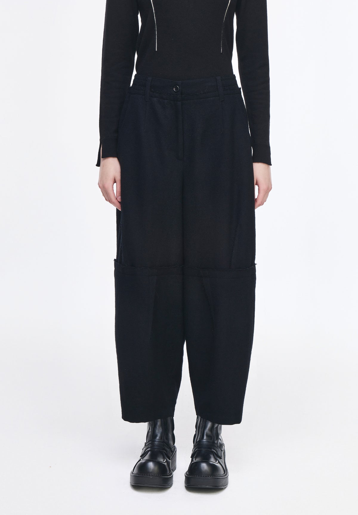 VOLUME DART BALLOON PANTS
