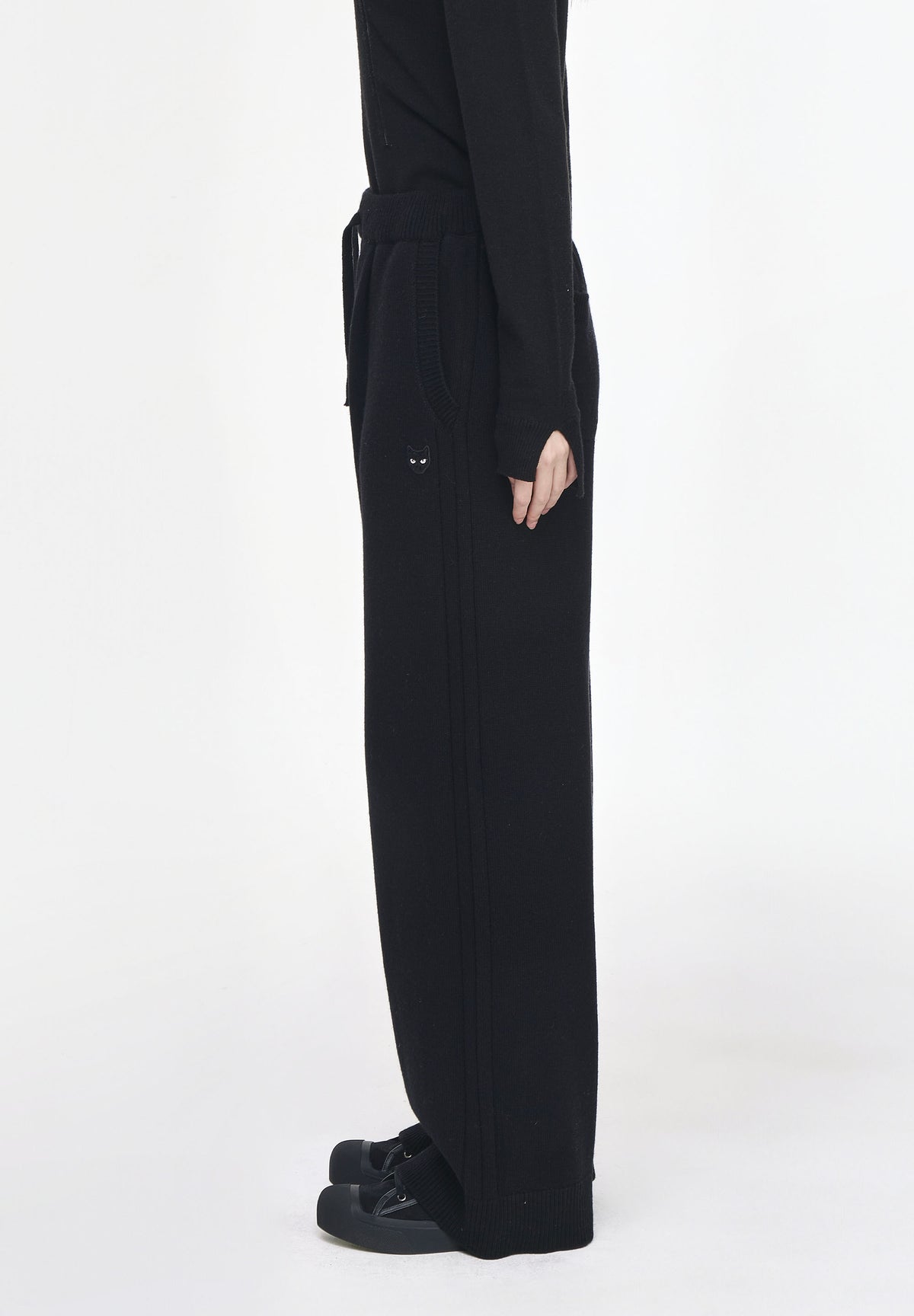 ZZERO CASHMERE BLEND KNIT PANTS