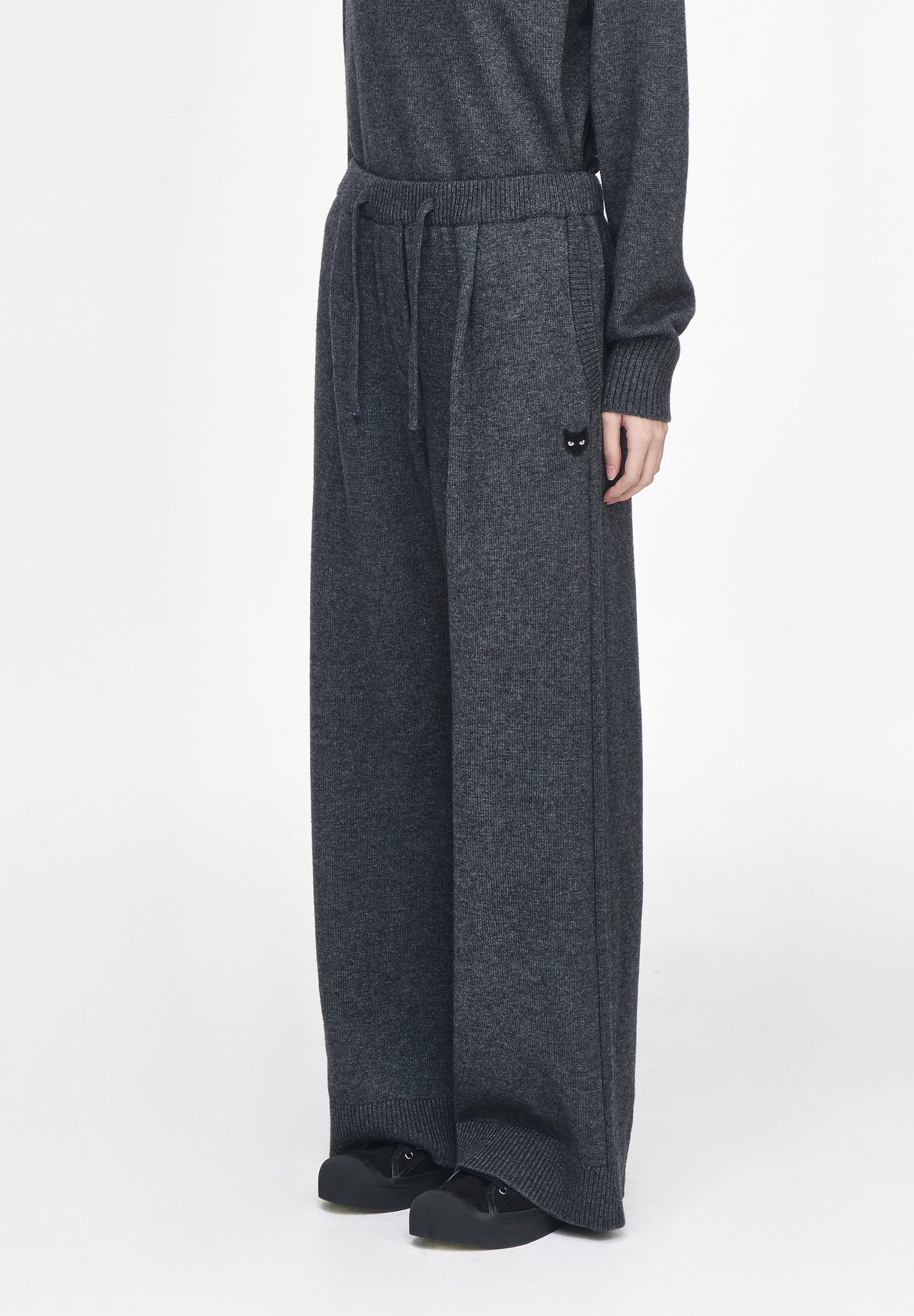 ZZERO CASHMERE BLEND KNIT PANTS