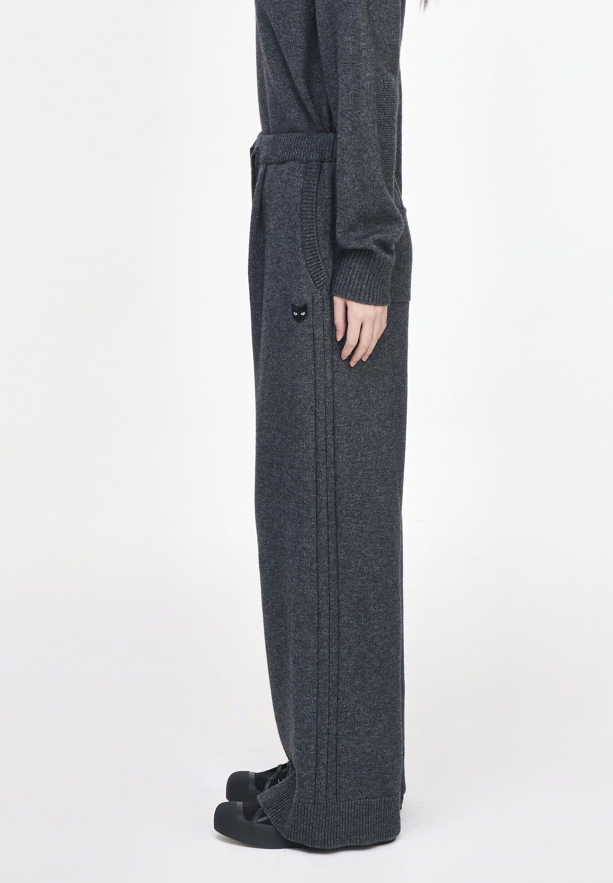 ZZERO CASHMERE BLEND KNIT PANTS