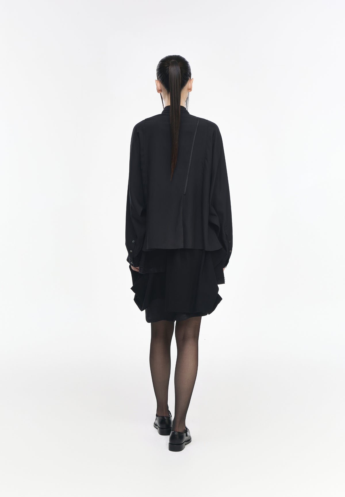 BIAS PLEATS RIBBON SHIRT