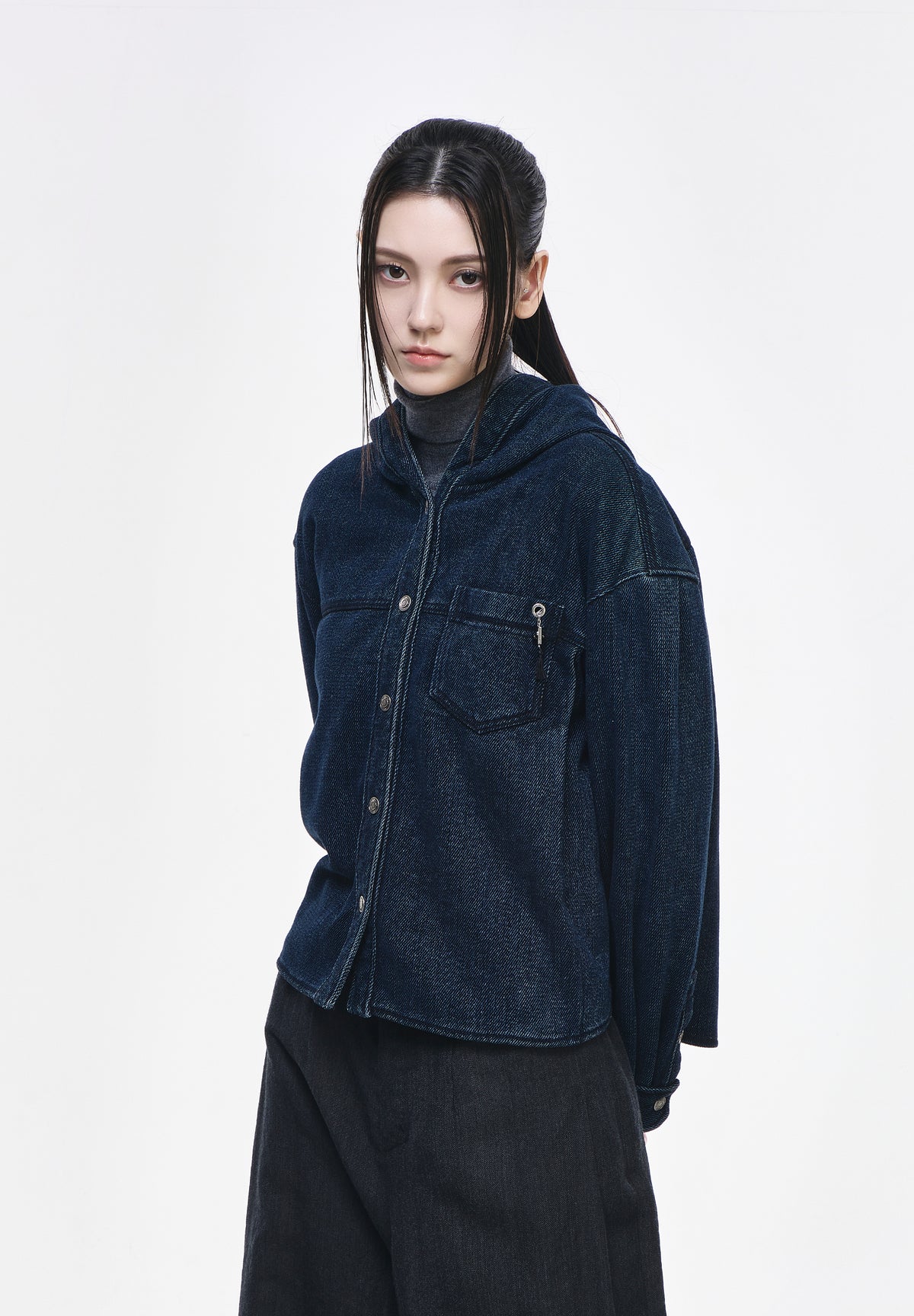 REVERIE DUMBO DENIM HOOD SHIRT