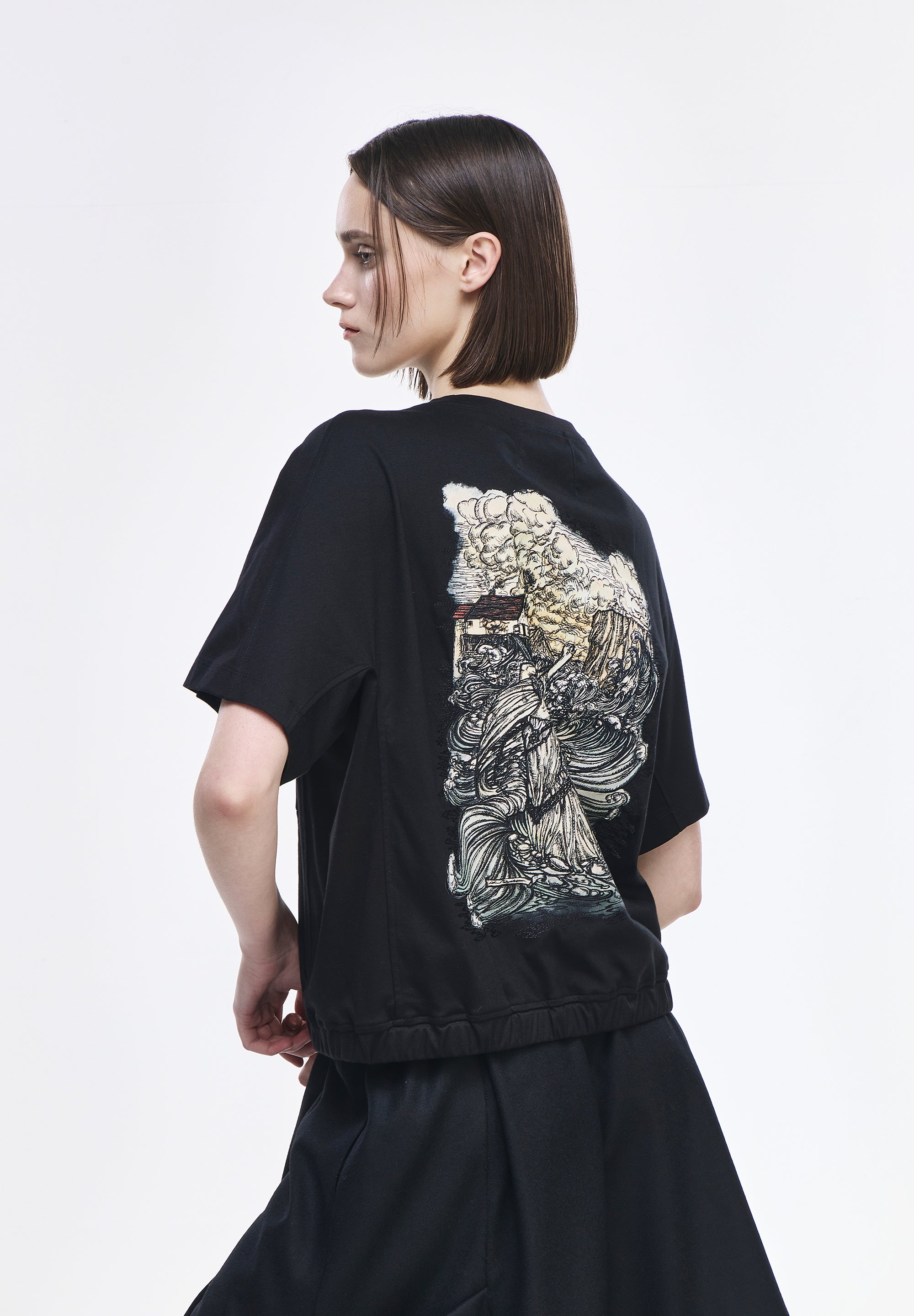 ONDINE EMBROIDERED STRING T SHIRT