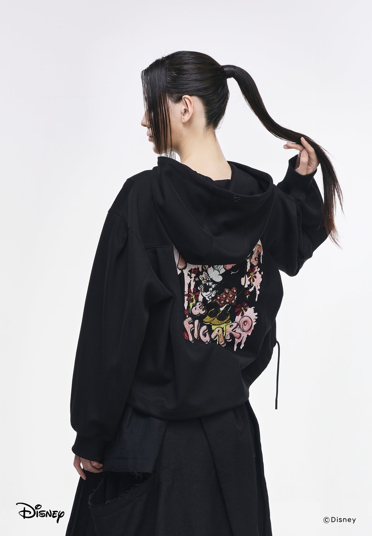 MINNIE AND FIGARO CROP HOOD