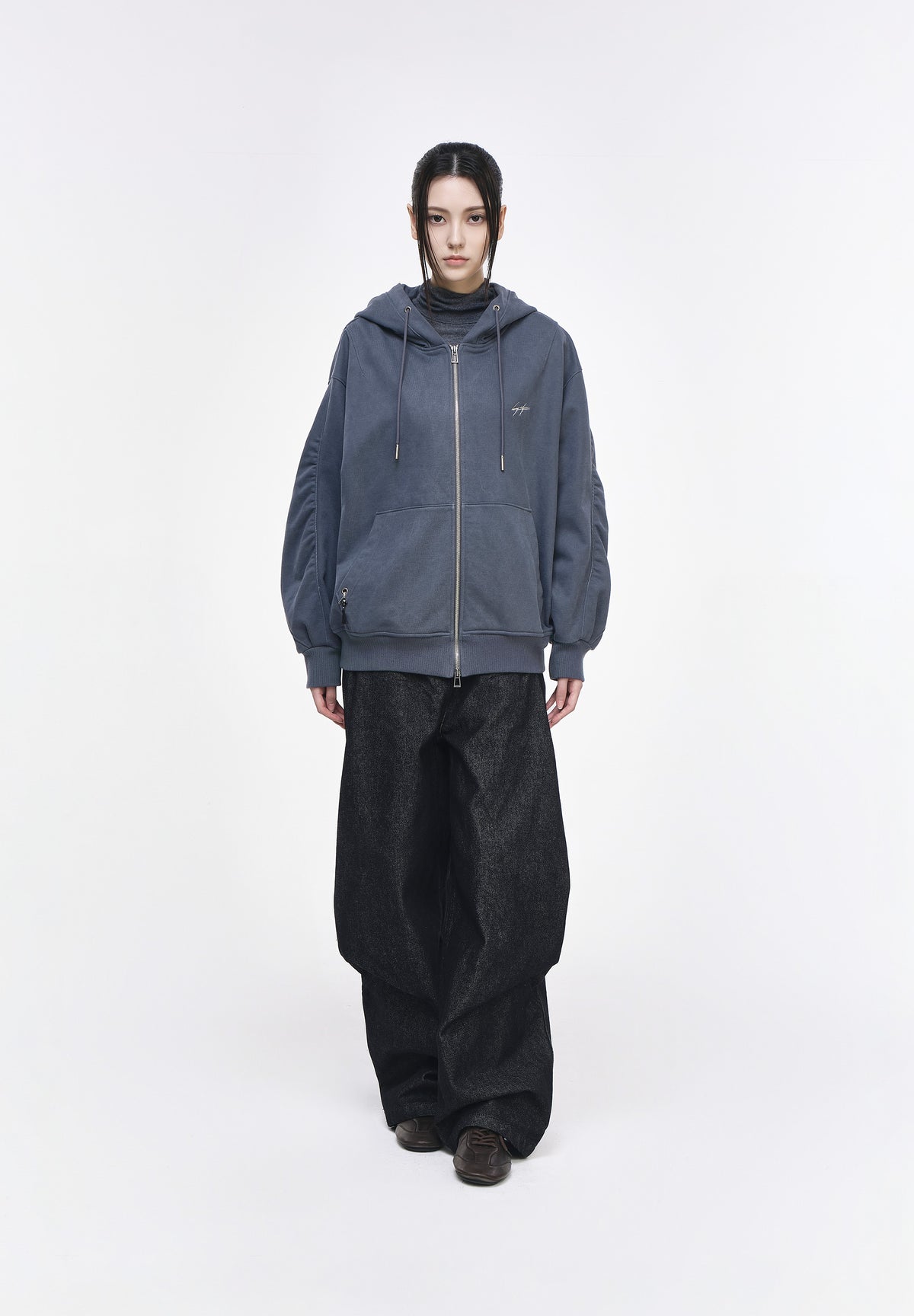 MINHWA FRIENDS HOOD ZIP UP