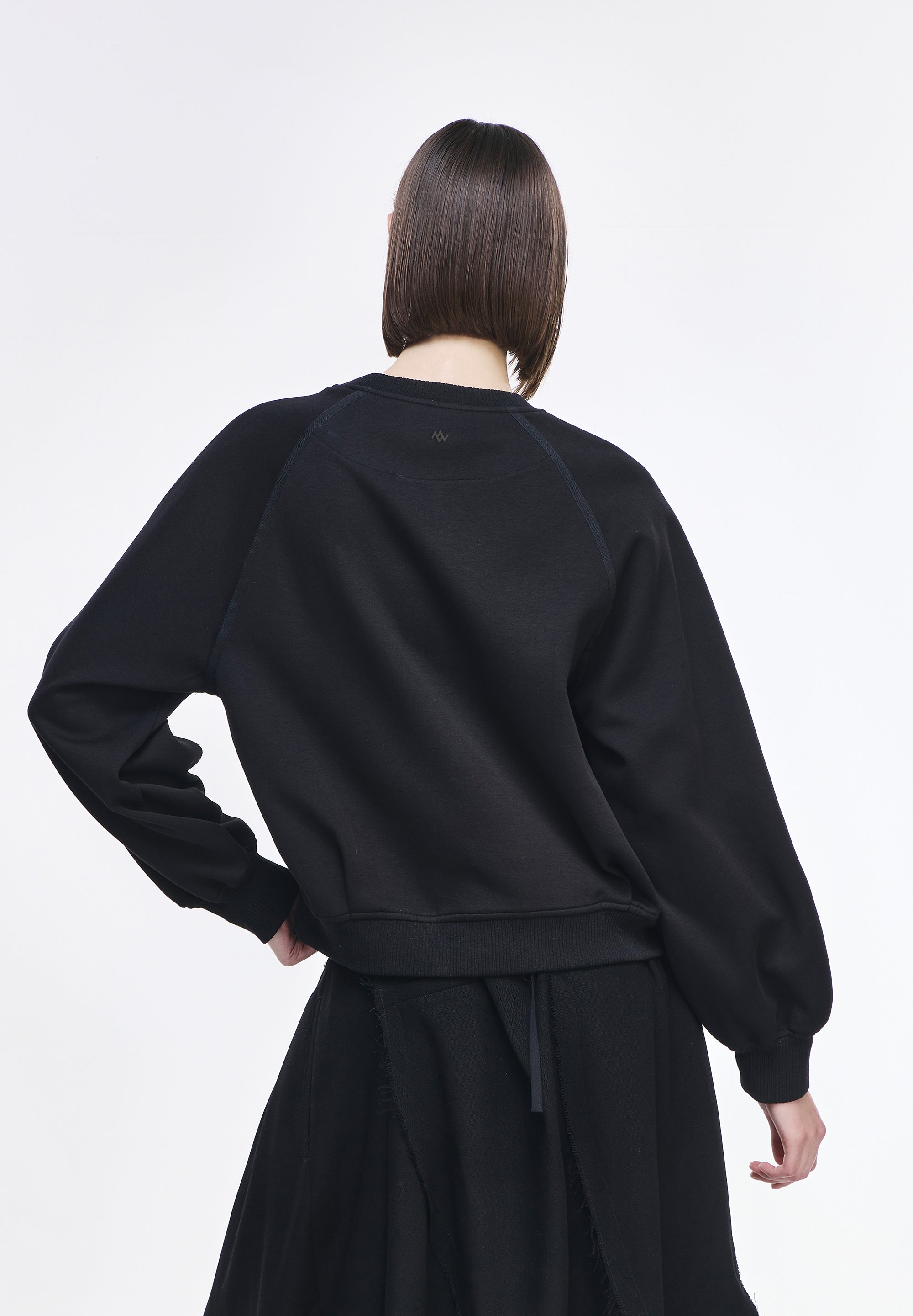CURVED PANTHER SWEATSHIRT