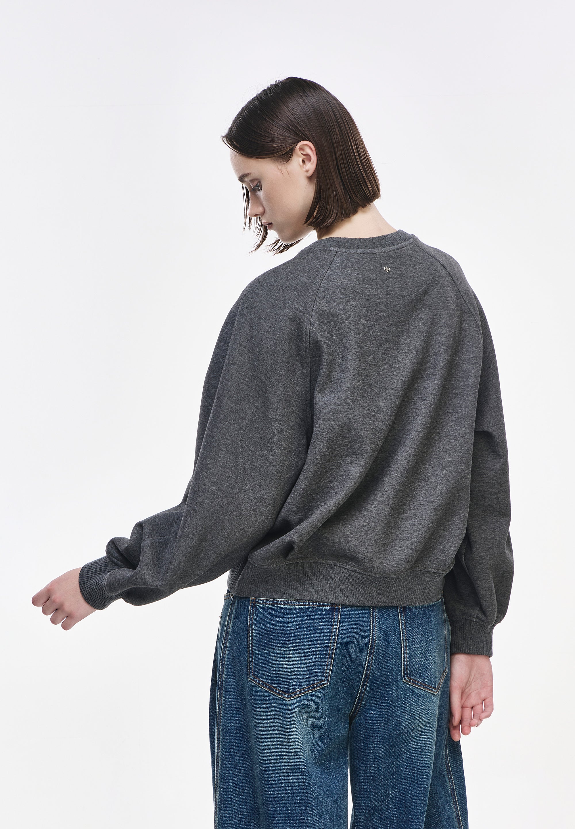 CURVED PANTHER SWEATSHIRT
