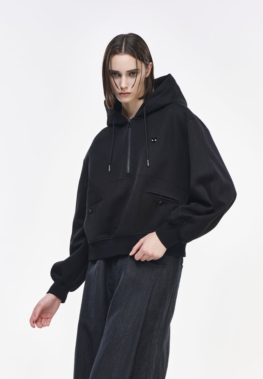CURVED PANTHER HOOD