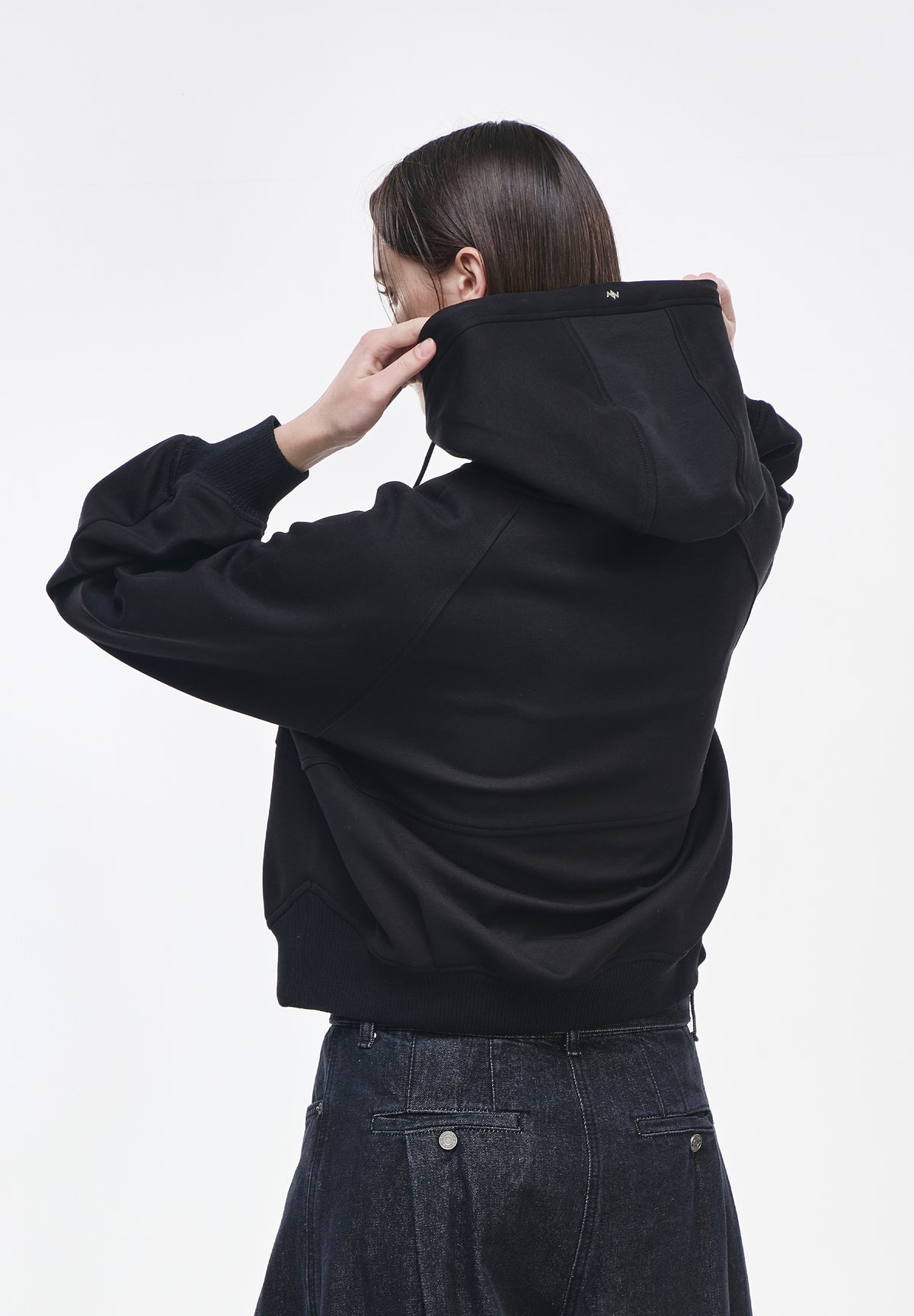 CURVED PANTHER HOOD ZIP UP