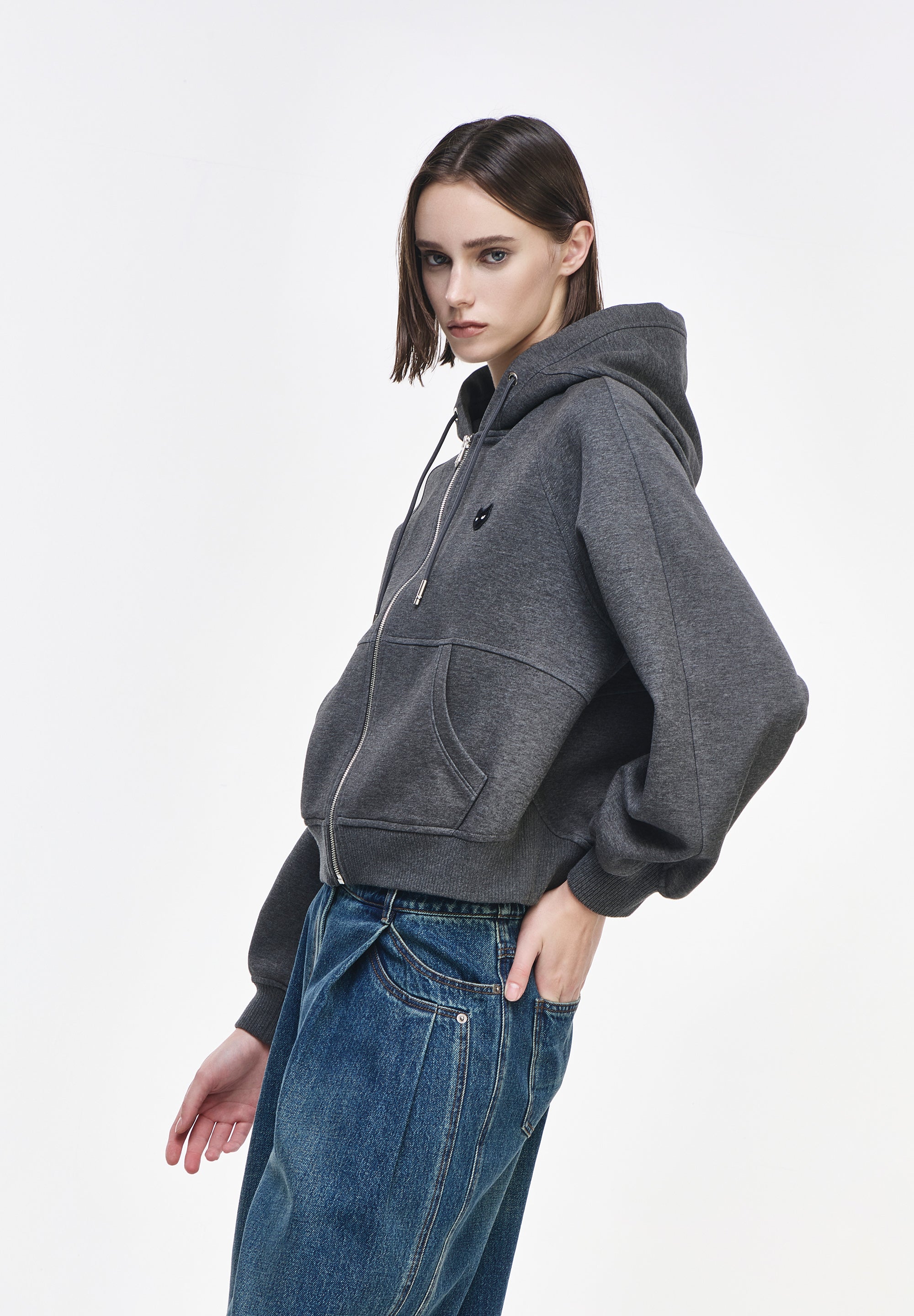 CURVED PANTHER HOOD ZIP UP