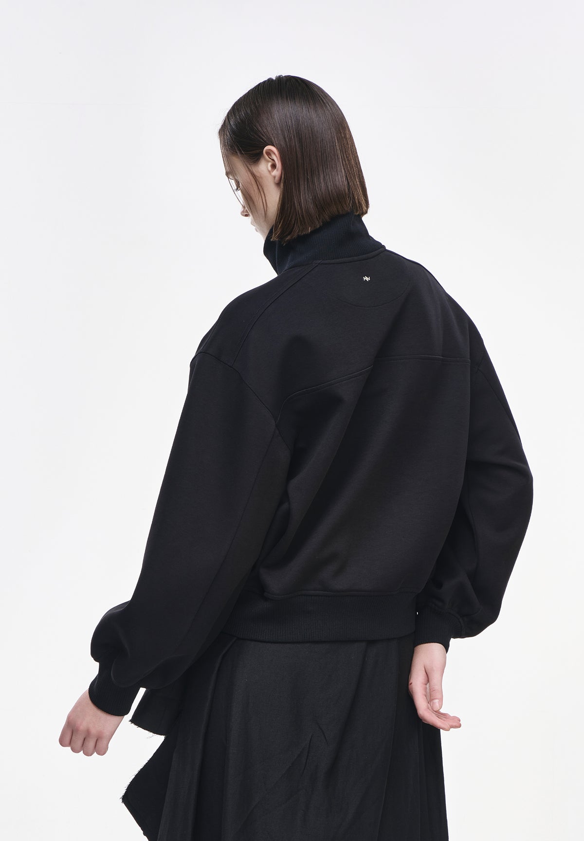 CURVED PANTHER HIGH NECK