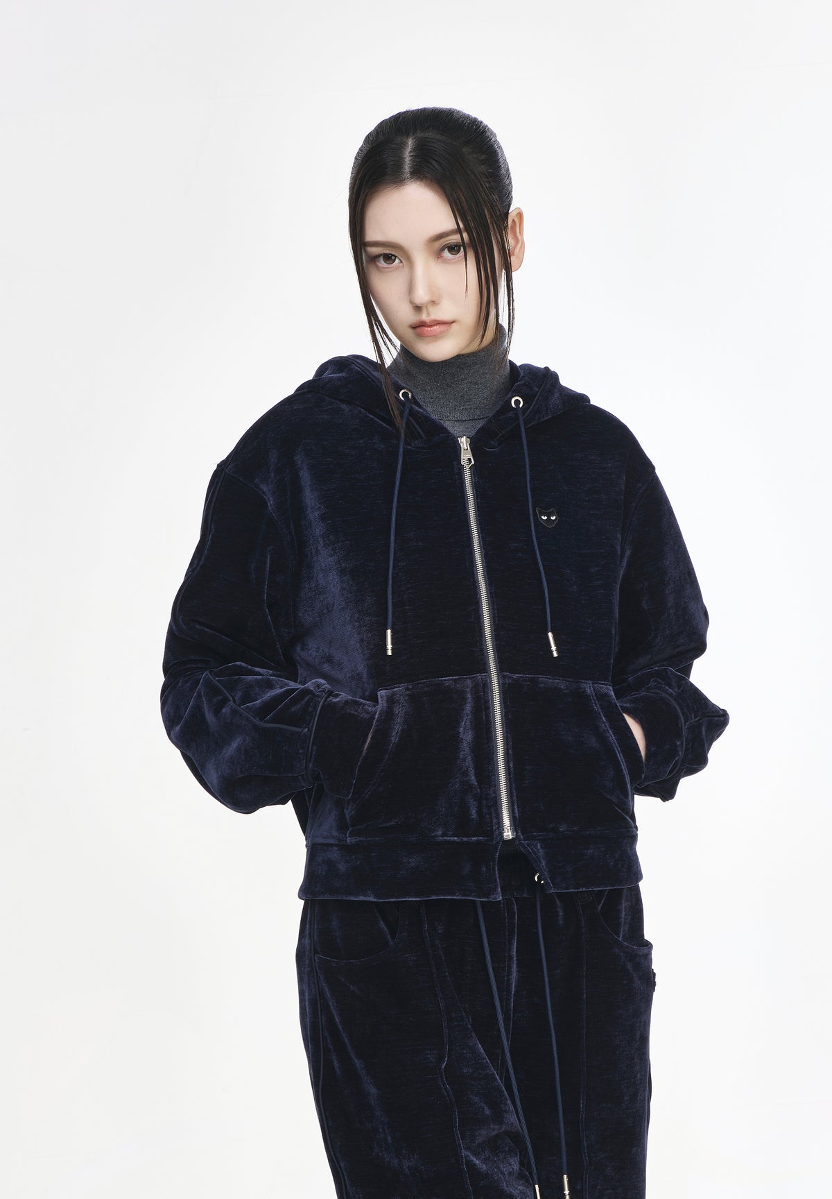 VELVET PANTHER HOOD ZIP UP