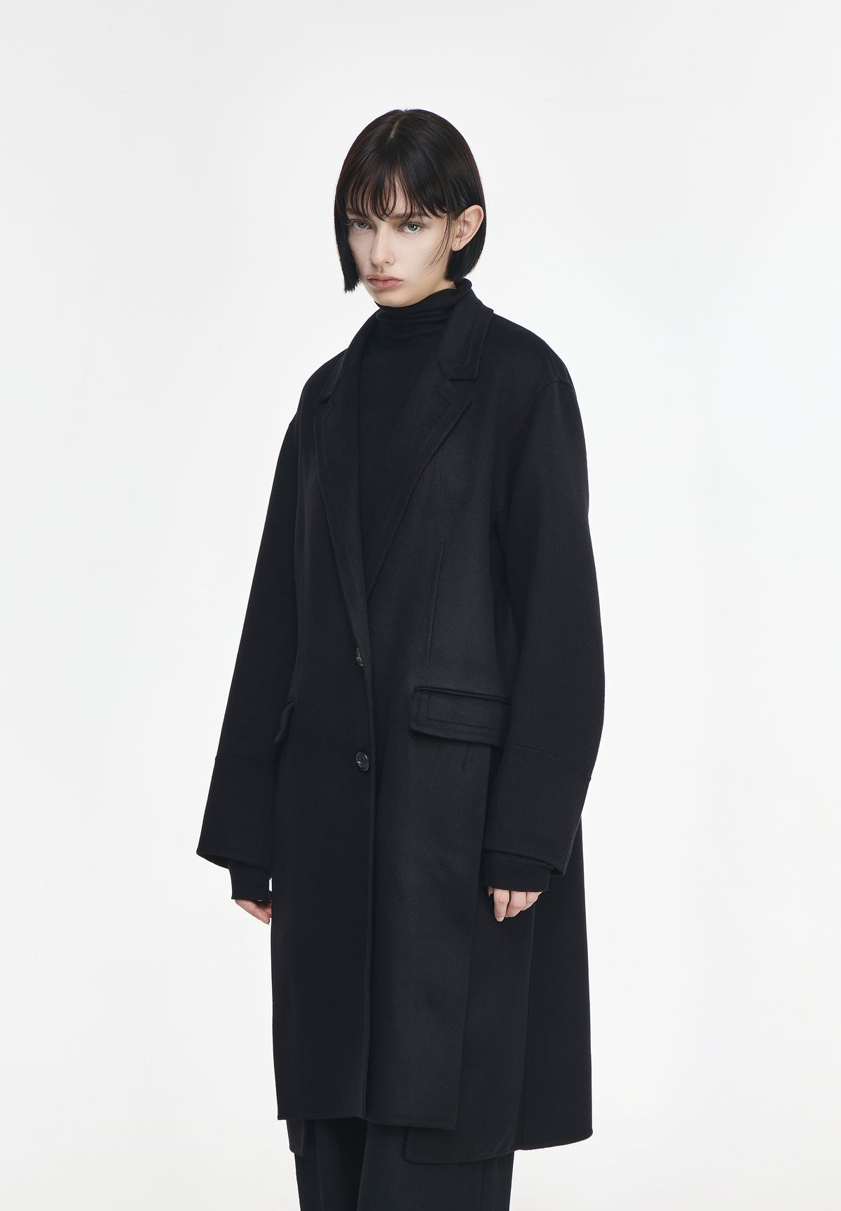 FLUTE TWO BUTTON HANDMADE COAT