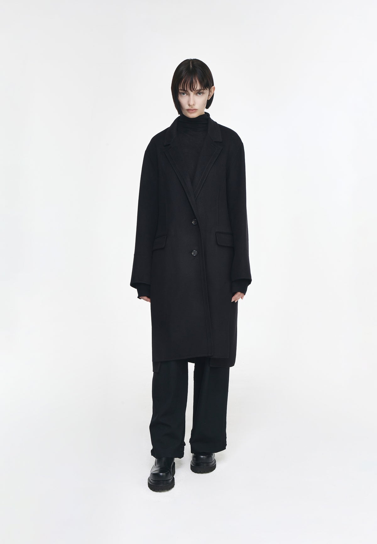 FLUTE TWO BUTTON HANDMADE COAT