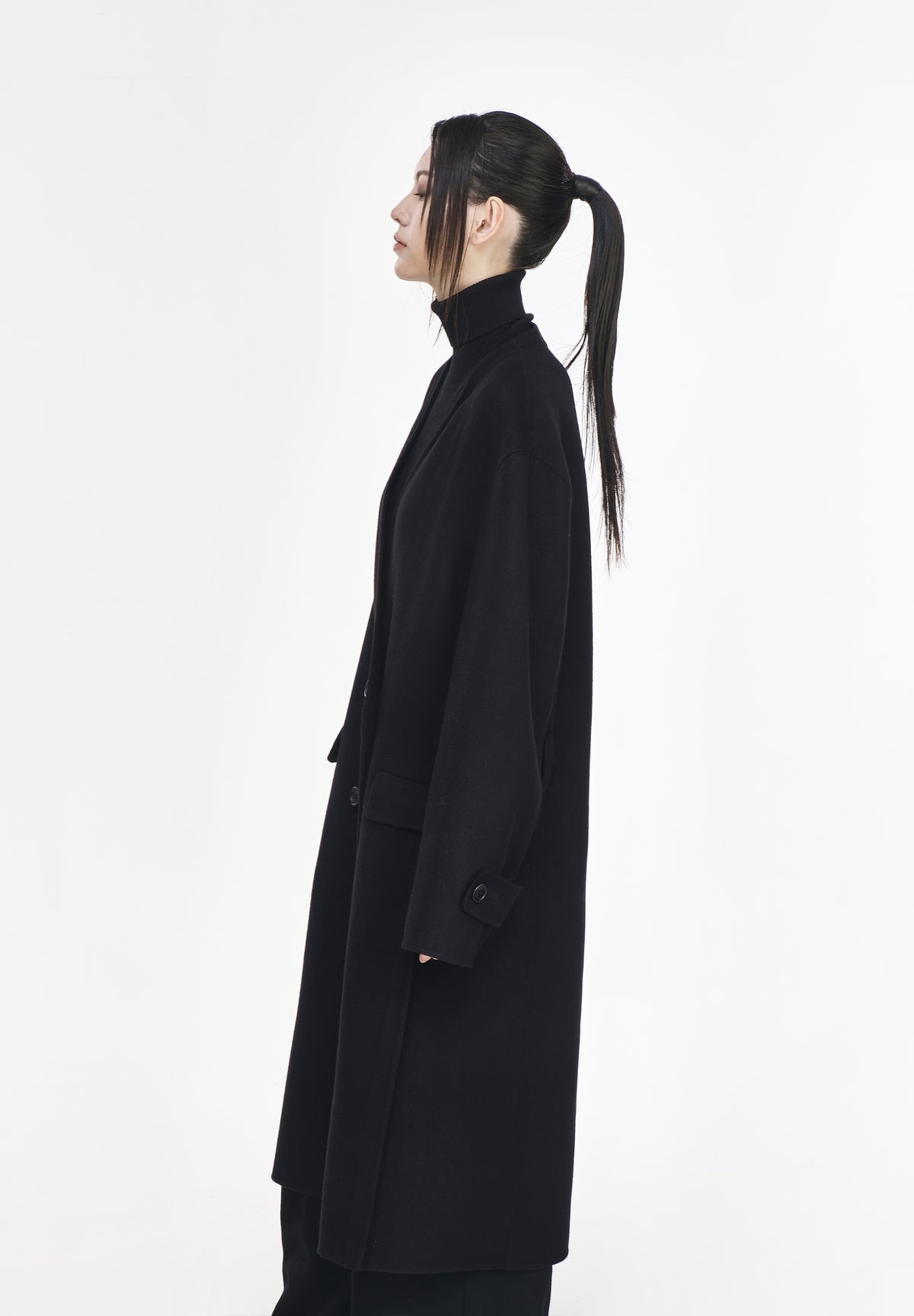 INTERLOCK HANDMADE COAT