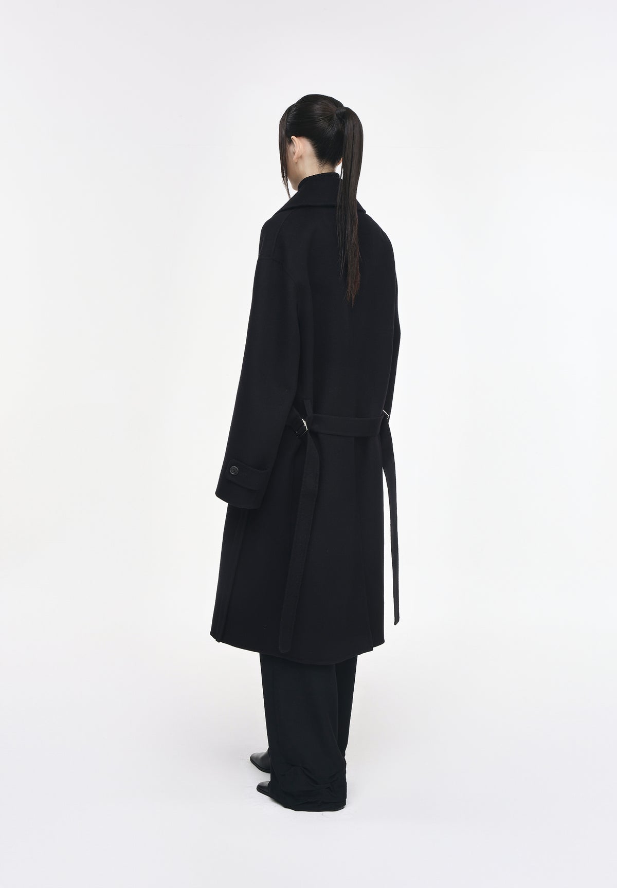 INTERLOCK HANDMADE COAT