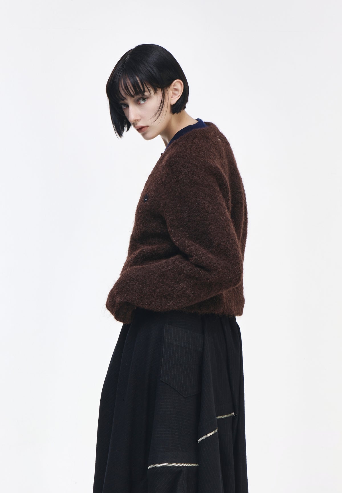 ZZERO BOUCLE V NECK CARDIGAN